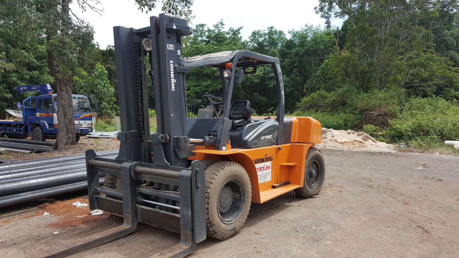 New and used forklifts